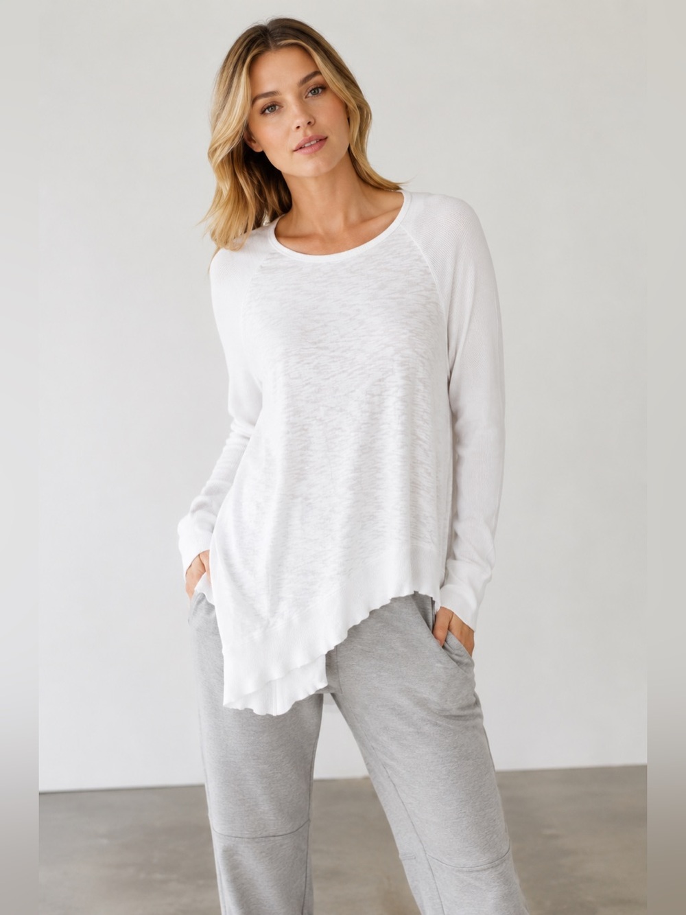 Allen Allen White Slub Knit Asymmetrical Hem Long Sleeve Top L